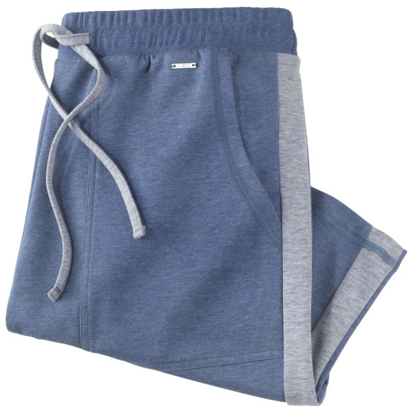 Shorts with insert pockets and drawstring